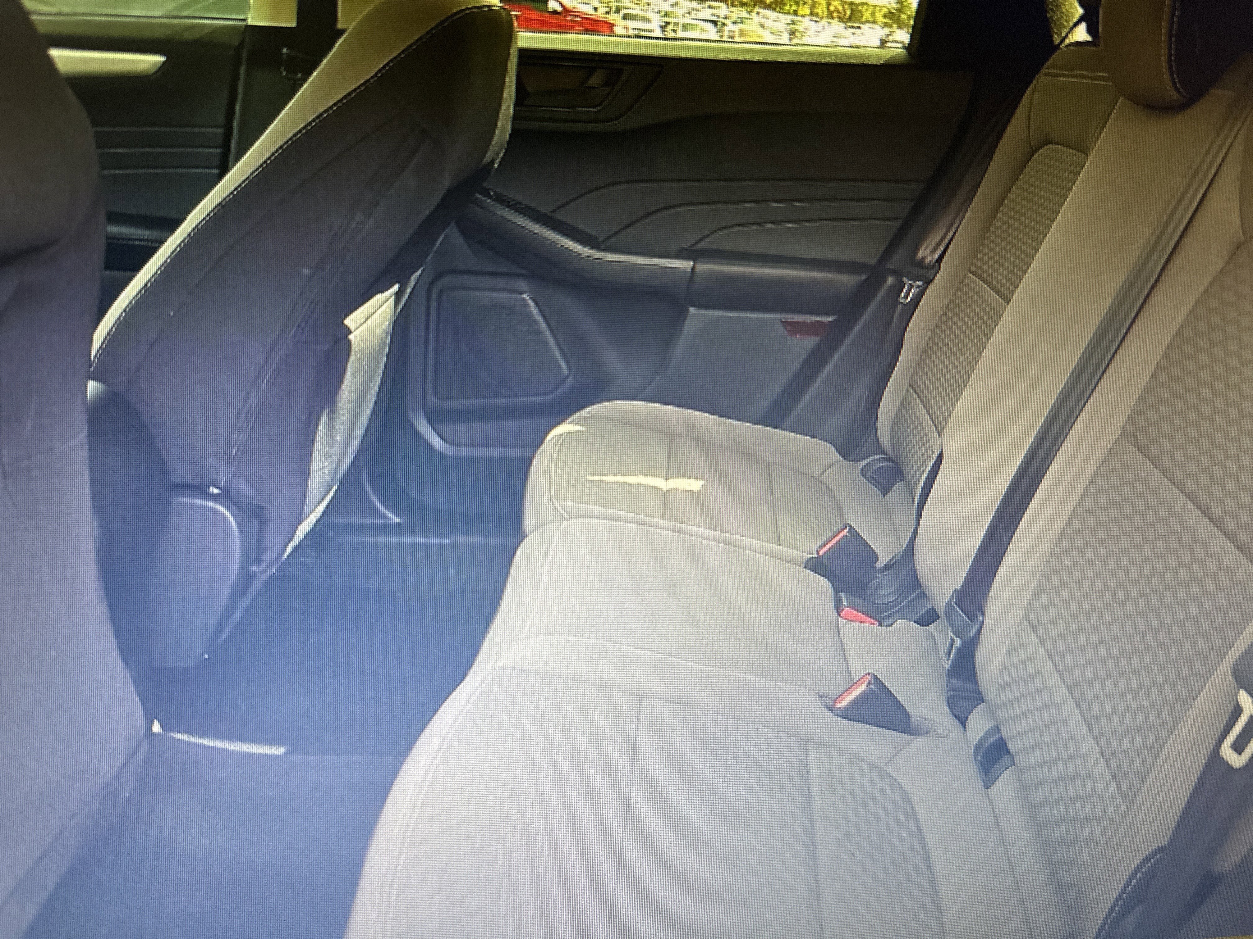 Used 2022 Ford Escape SE image 30