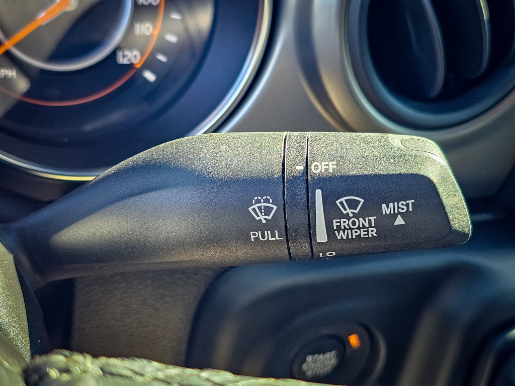 Used 2021 Jeep Gladiator Sport AWD/4WD image 16