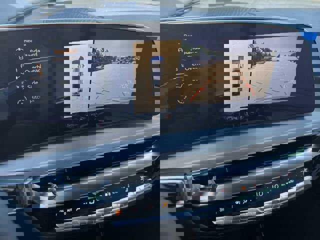 New 2026 Cadillac Lyriq Signature Luxury w/ LPO, Floor Liner Package image 16