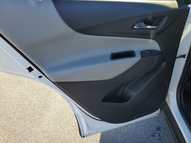 Used 2021 Chevrolet Equinox LT image 23