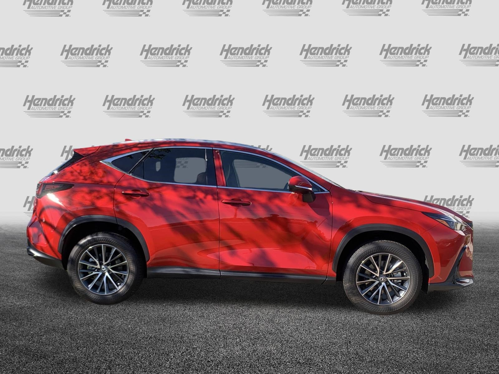Used 2025 Lexus NX 250 FWD w/ Towing Package (2000 Lbs) image 11