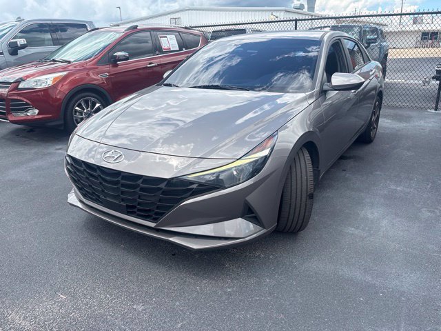 Used 2023 Hyundai Elantra SEL w/ Convenience Package FWD image 1