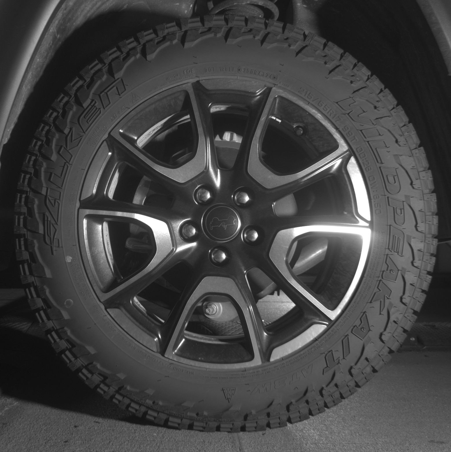 Used 2025 Jeep Compass Trailhawk AWD/4WD image 14