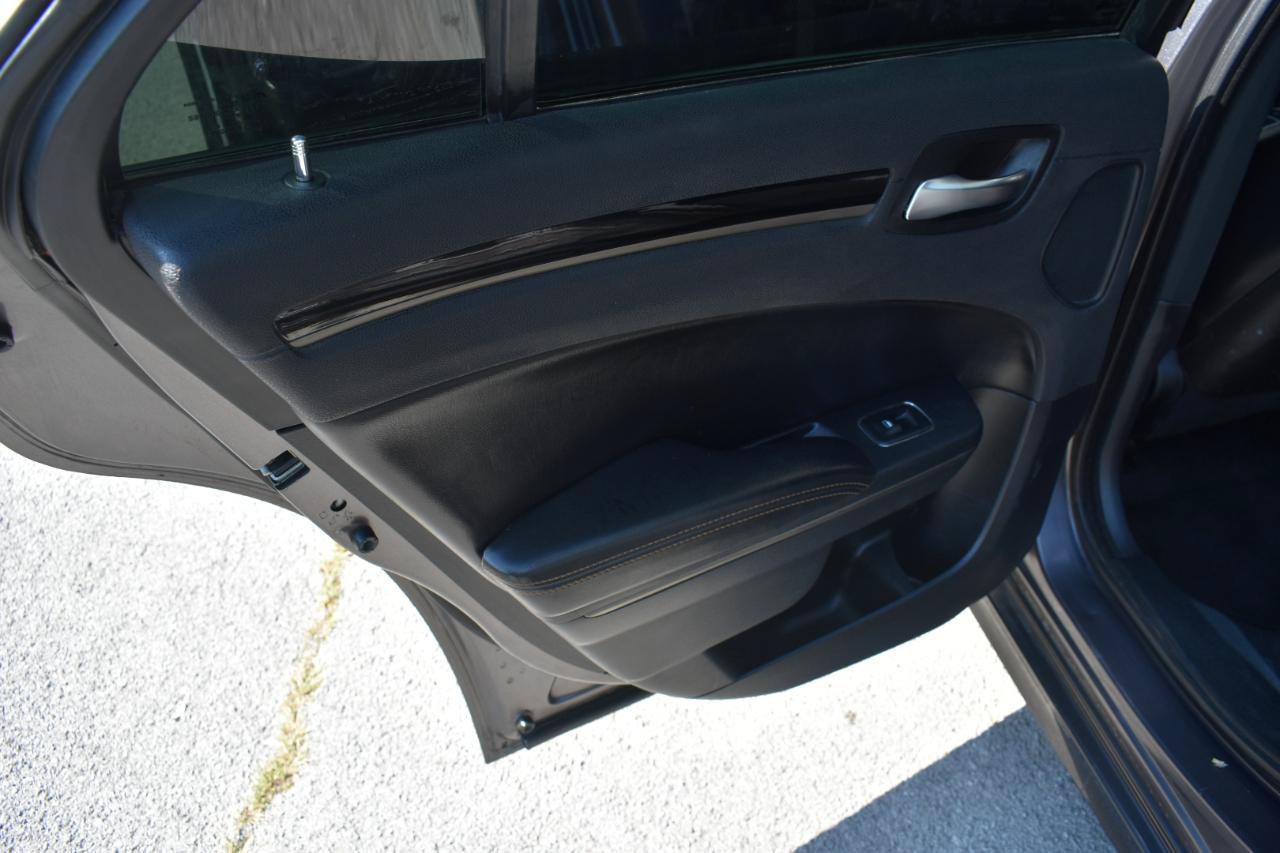 Used 2017 Chrysler 300 S w/ 300S Premium Group 2 w/2_L RWD image 18