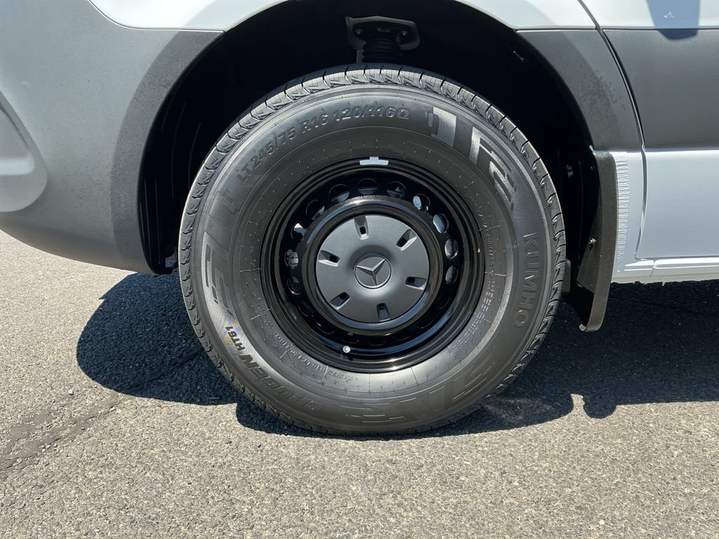 New 2026 Mercedes-Benz Sprinter 2500 image 2