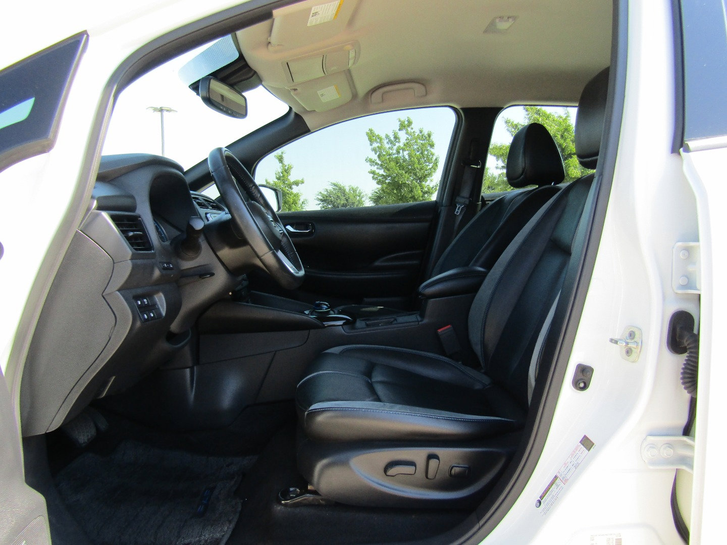 Used 2019 Nissan Leaf SL w/ SL Technology Package image 28