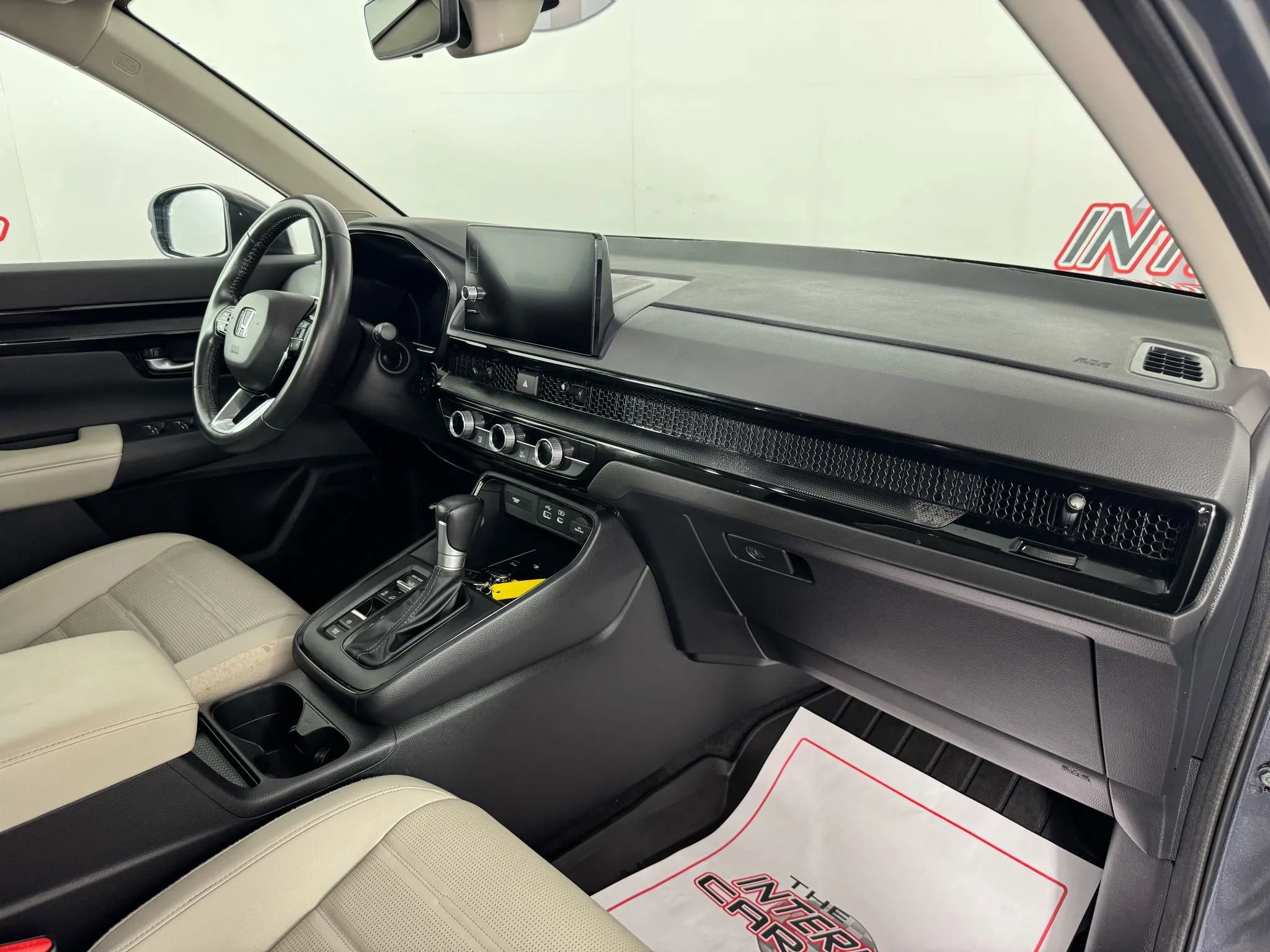 Used 2024 Honda CR-V EX-L image 12