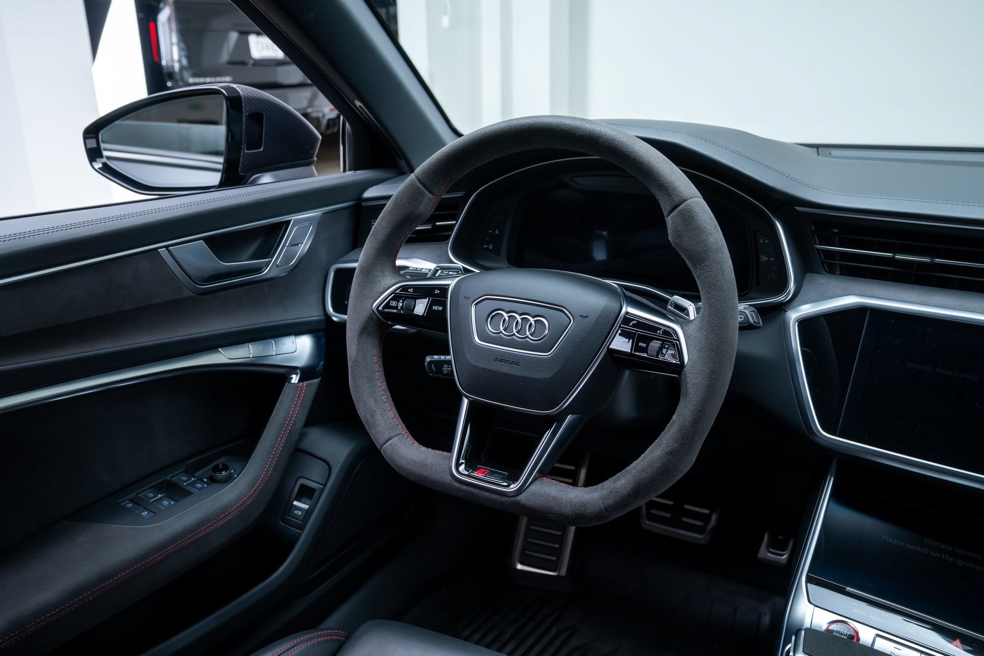 Used 2024 Audi RS 6 performance AWD/4WD image 12