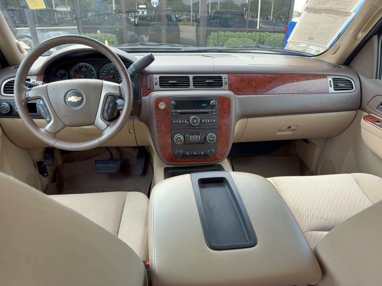 Used 2012 Chevrolet Suburban LS w/ Convenience Package 1 RWD image 15