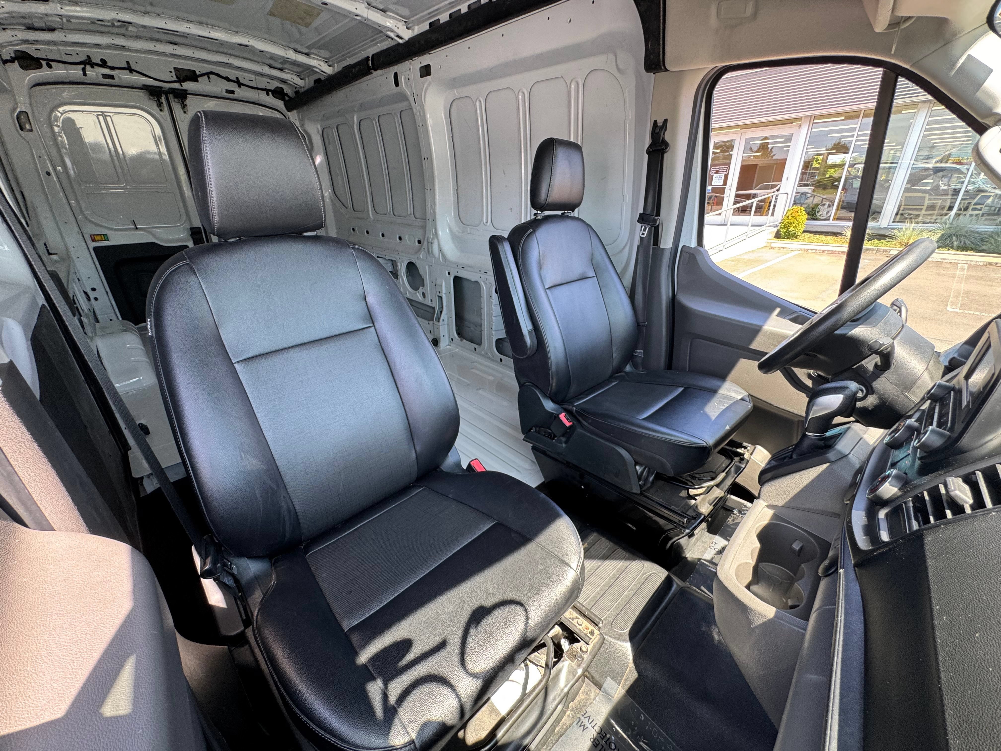 Used 2023 Ford Transit 250 Medium Roof AWD image 29