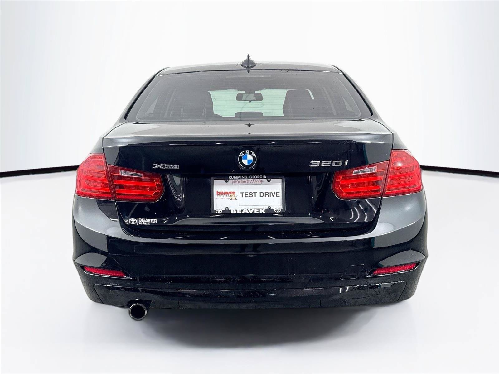 Used 2015 BMW 320i xDrive Sedan AWD/4WD image 11