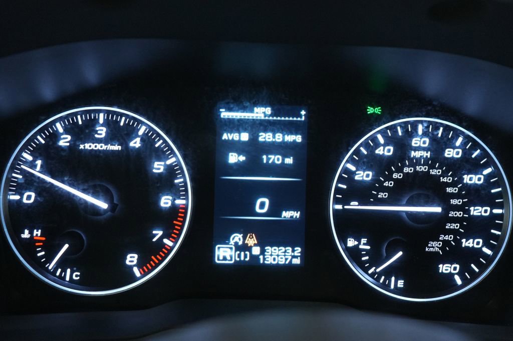 Used 2025 Subaru Crosstrek 2.0i Premium image 41