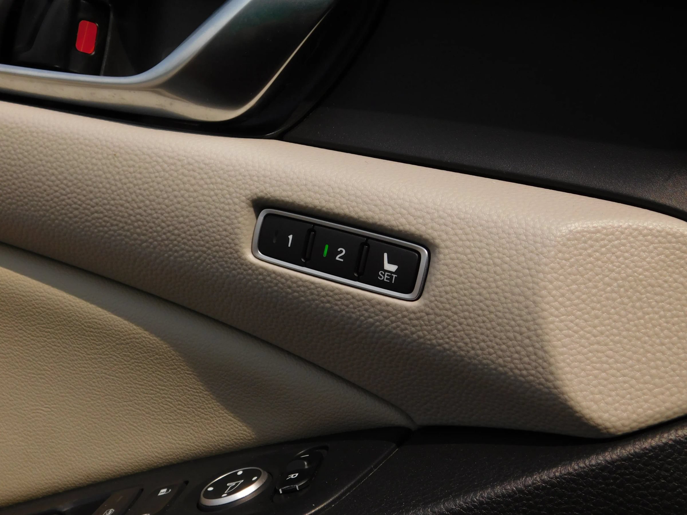 Used 2019 Honda Accord Touring image 23