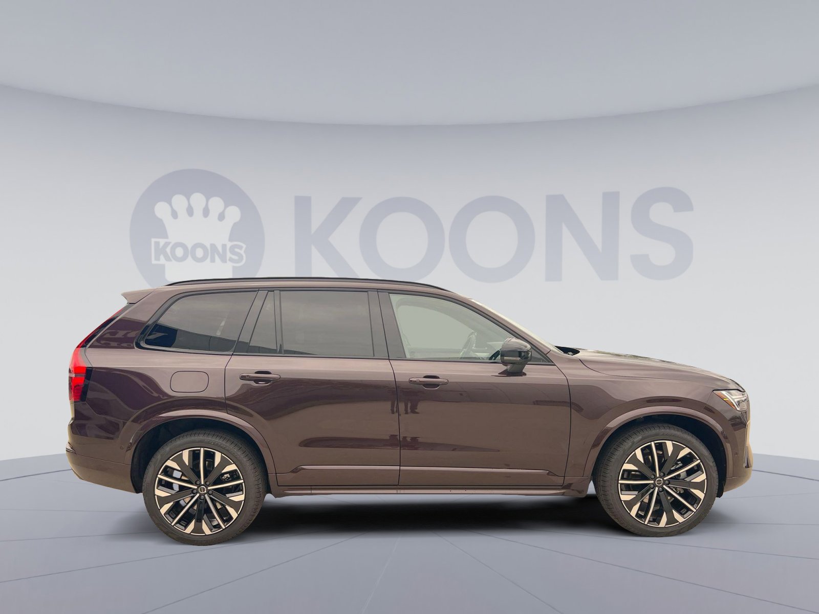 New 2026 Volvo XC90 B6 Ultra w/ Lounge Package image 8