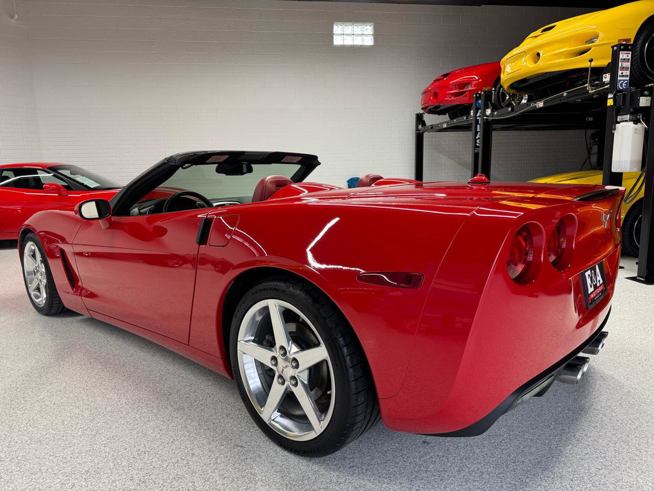 Used 2005 Chevrolet Corvette Convertible w/ Preferred Equipment Group image 9