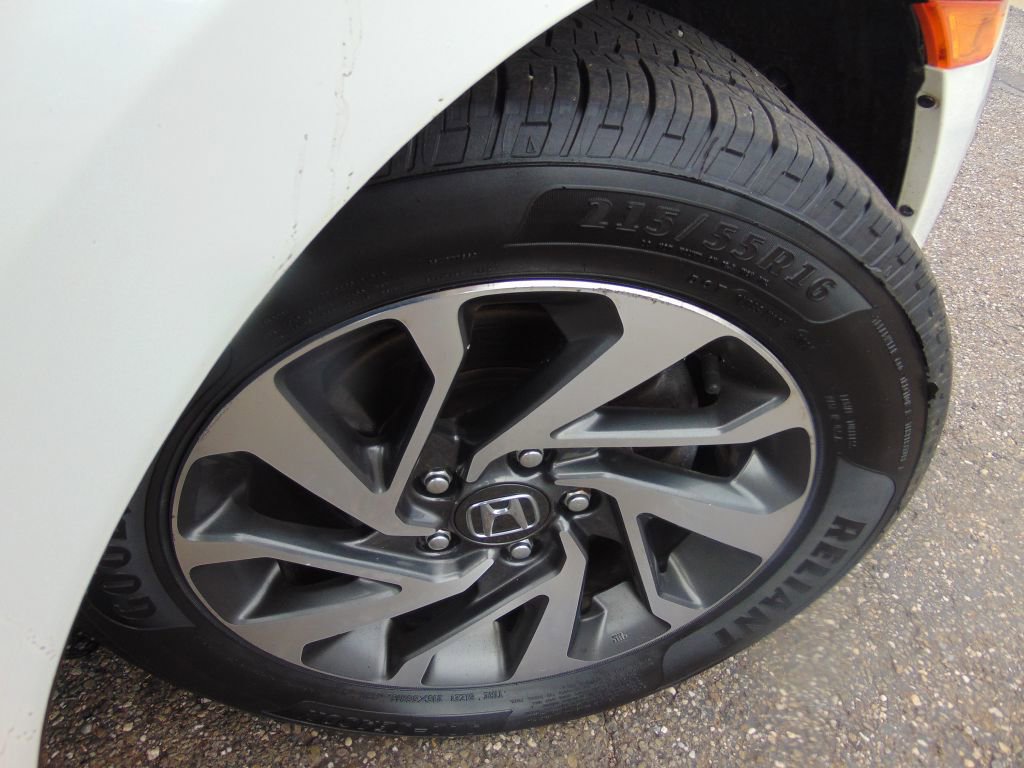 Used 2017 Honda Civic EX image 29