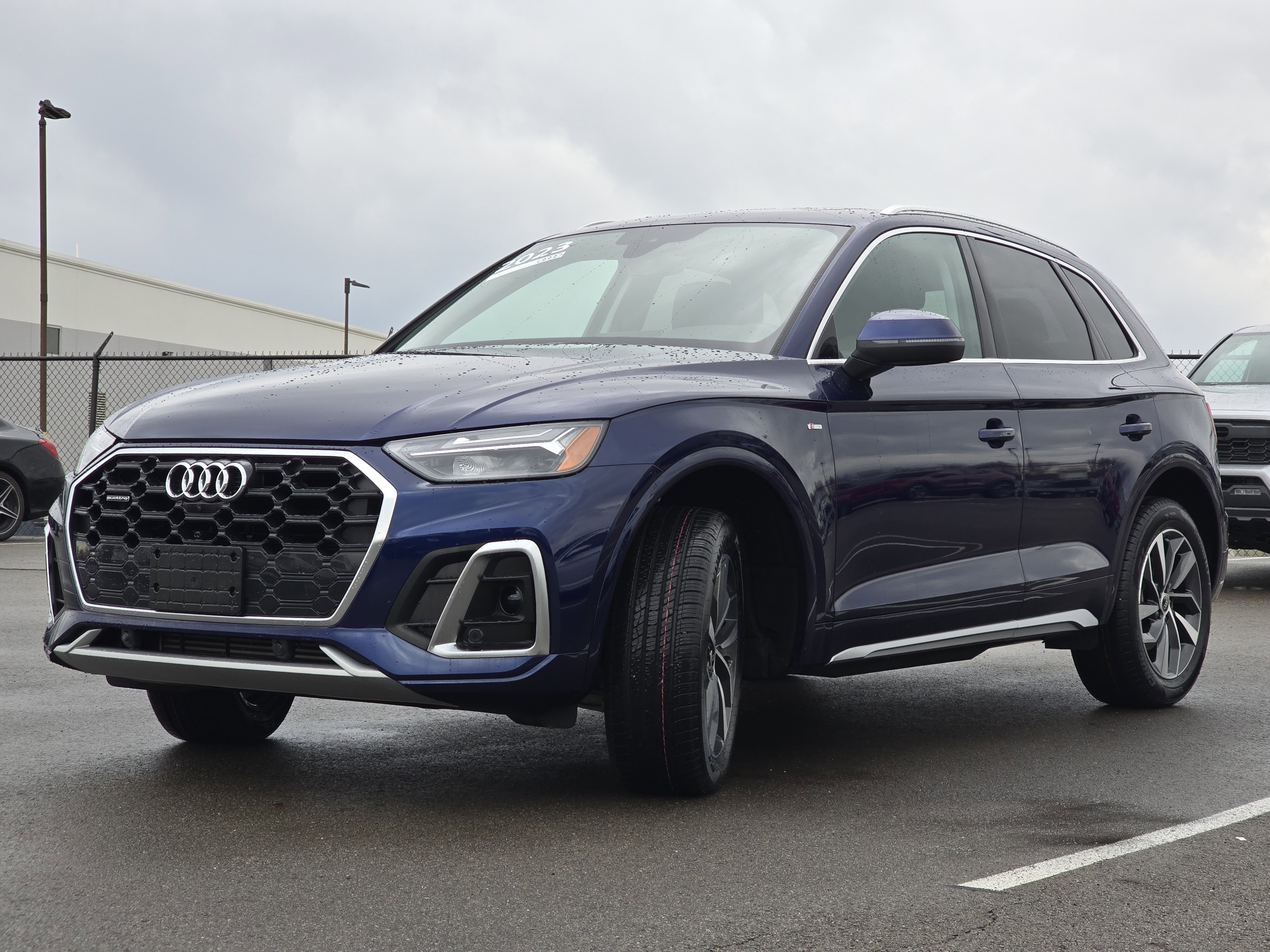 Certified 2023 Audi Q5 2.0T Premium Plus w/ Premium Plus Package image 3