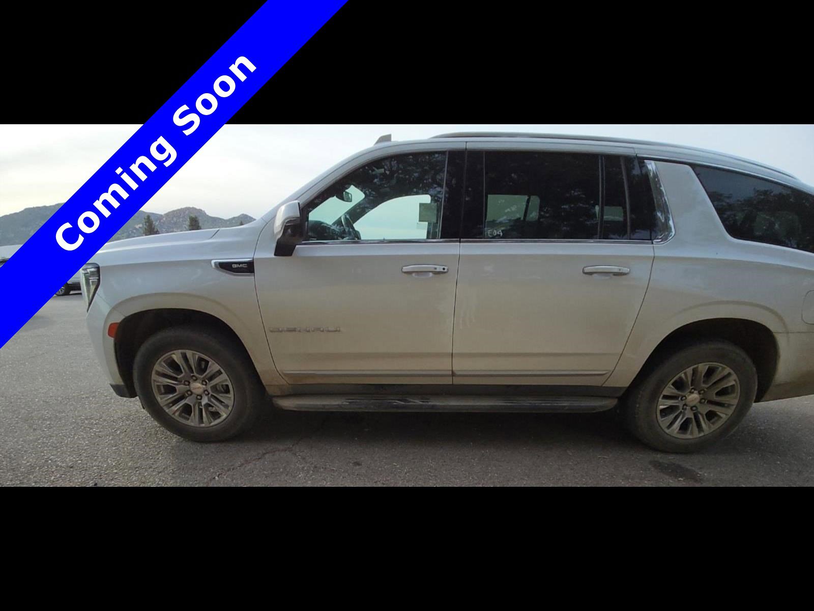 Used 2023 GMC Yukon XL Denali image 18