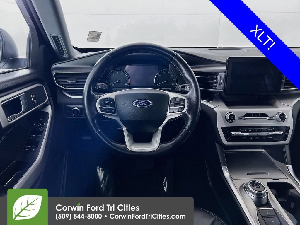 Used 2022 Ford Explorer XLT w/ Equipment Group 202A AWD/4WD image 26