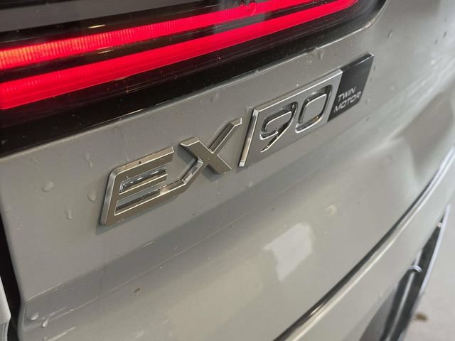 New 2026 Volvo EX90 Plus AWD/4WD image 8
