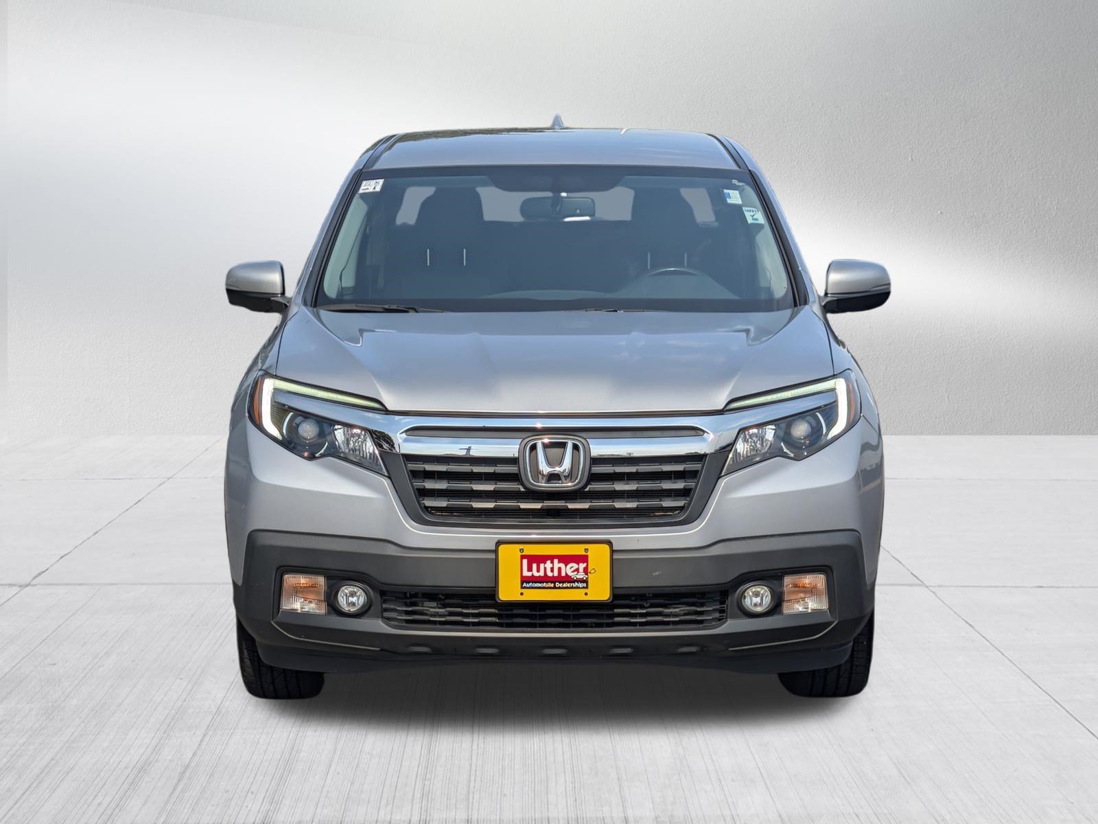 Used 2017 Honda Ridgeline RTL-T image 2