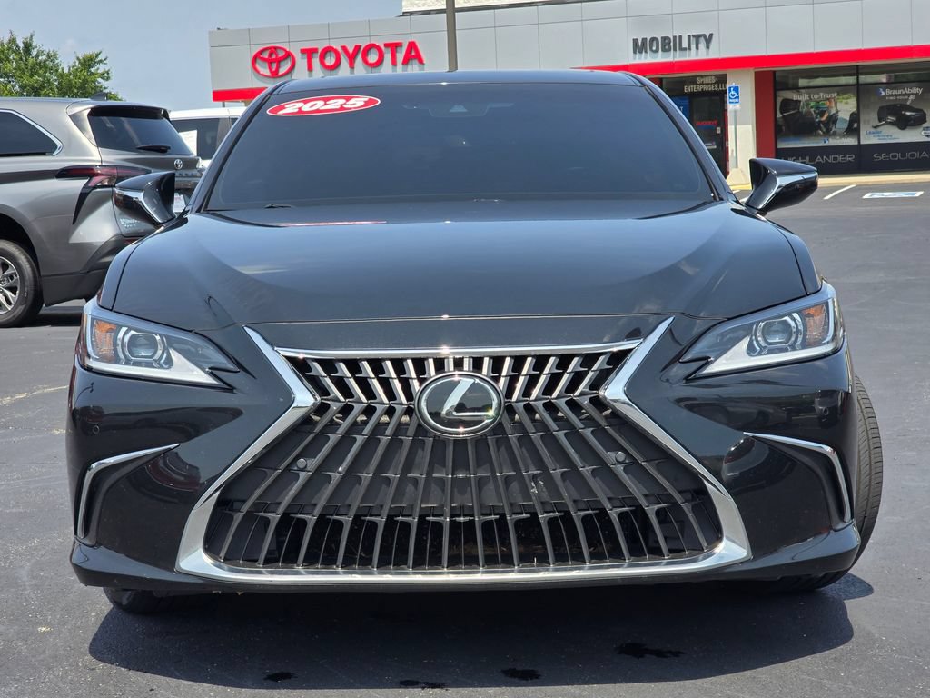 Used 2025 Lexus ES 350 w/ Premium Package FWD image 3