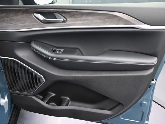 New 2026 Jeep Grand Cherokee Limited AWD/4WD image 21