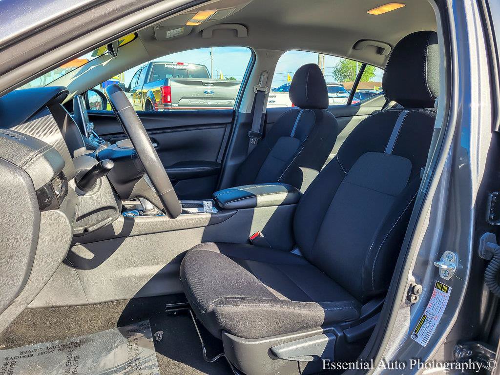 Used 2024 Nissan Sentra SV w/ All-Weather Package FWD image 9
