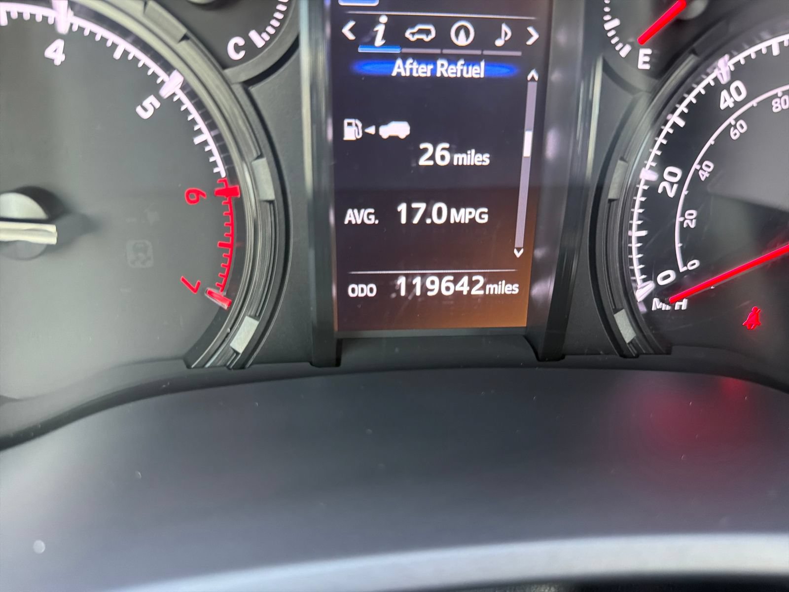 Used 2021 Toyota 4Runner SR5 Premium w/ Moonroof Package AWD/4WD image 19