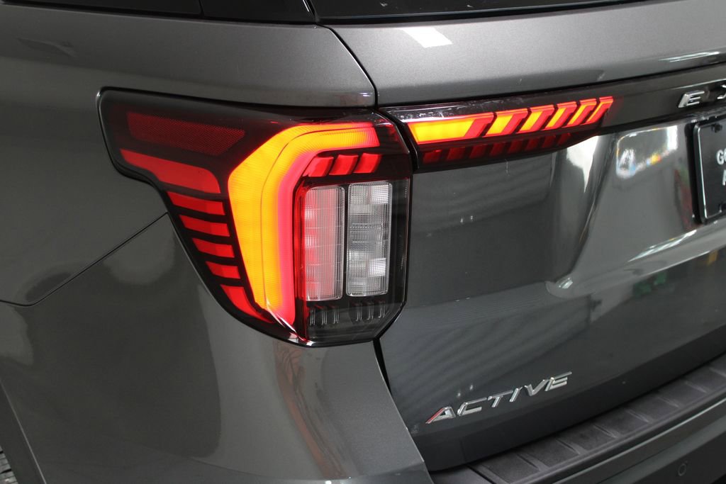 New 2026 Ford Explorer Active w/ Active Comfort Package image 54