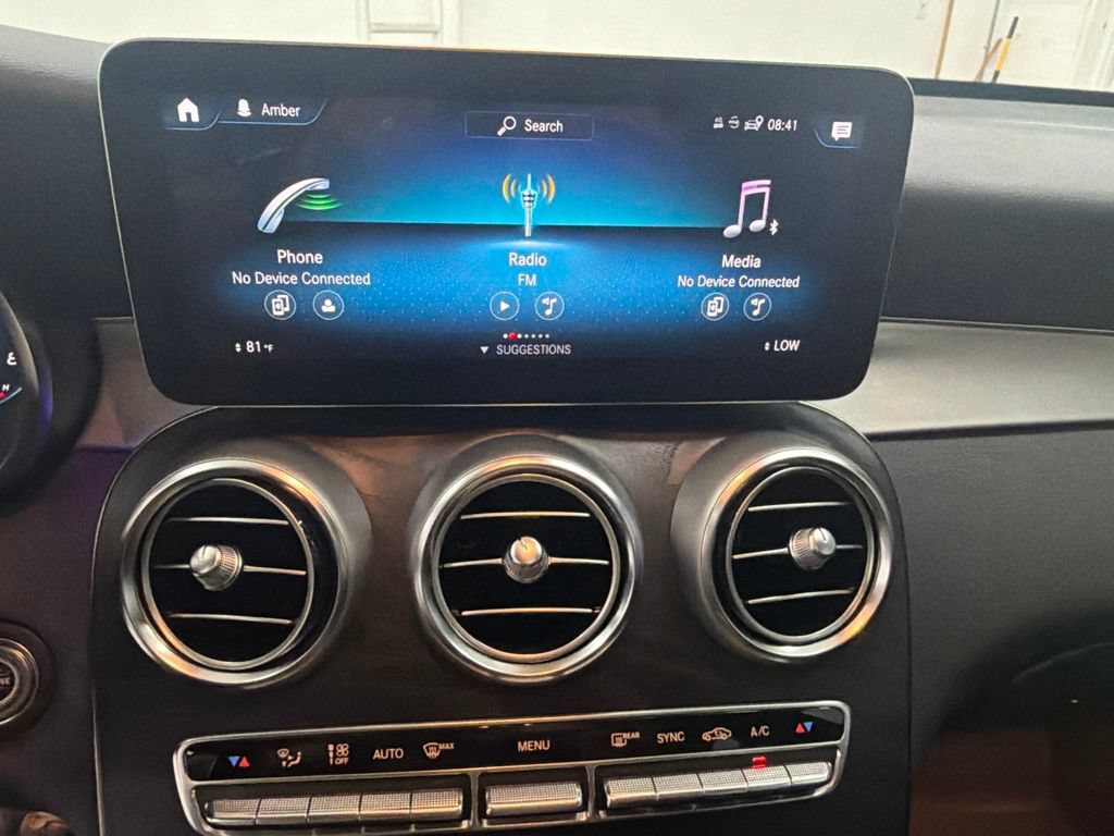 Used 2022 Mercedes-Benz GLC 300 image 17