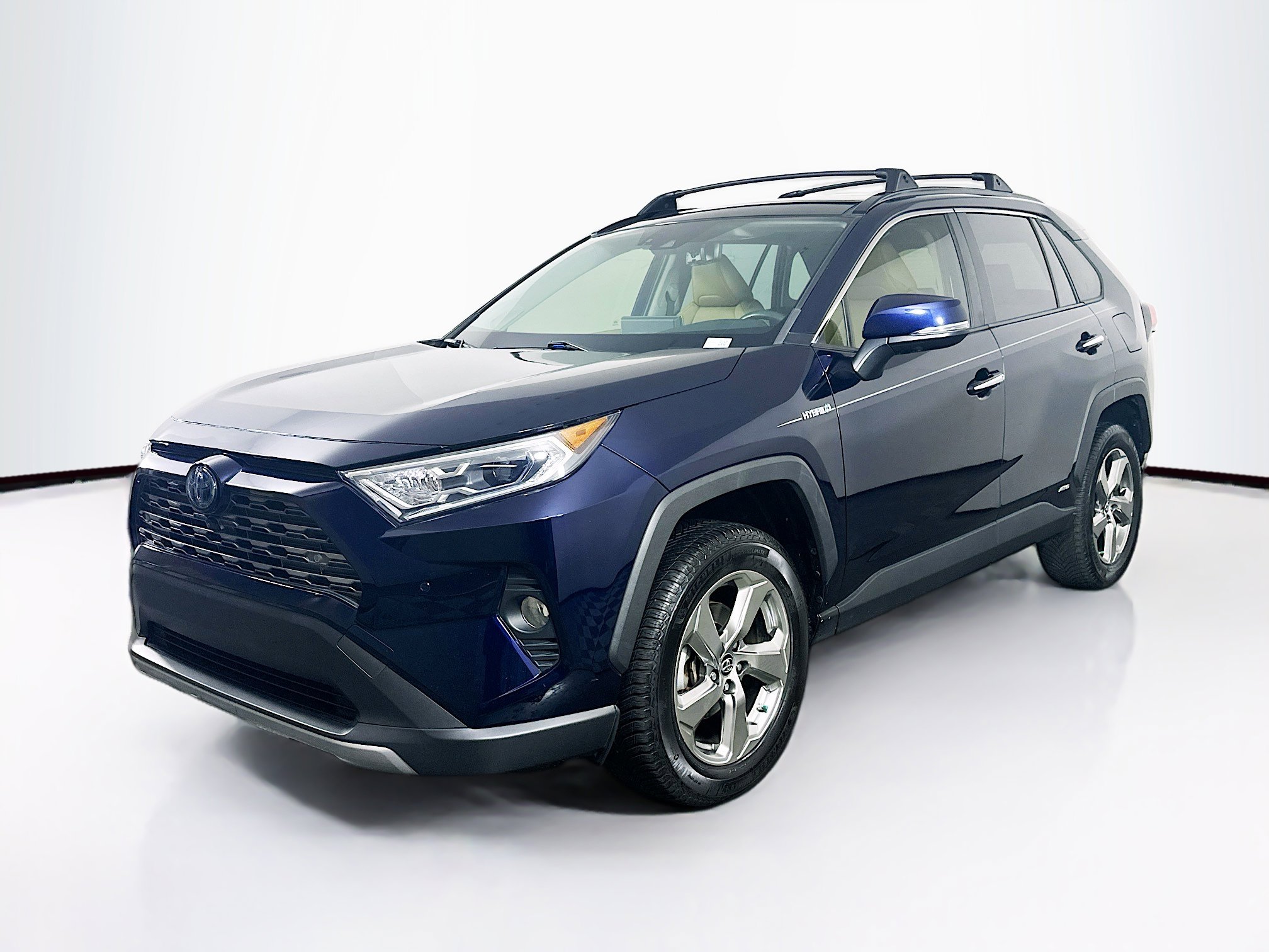 Used 2019 Toyota RAV4 Limited image 3