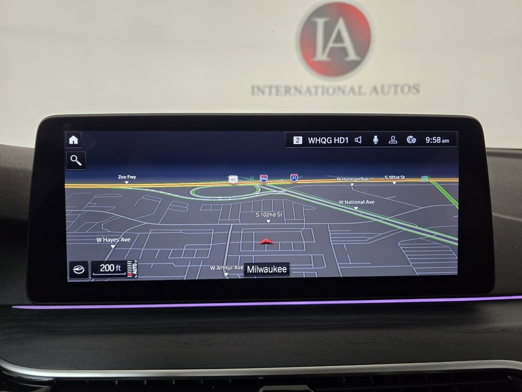 Used 2022 BMW 530i xDrive w/ M Sport Package image 15