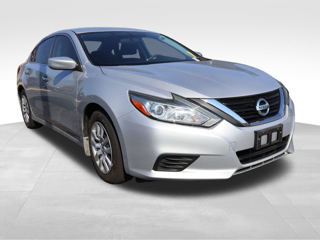Used 2017 Nissan Altima 2.5 S w/ Power Driver Seat Package FWD image 13