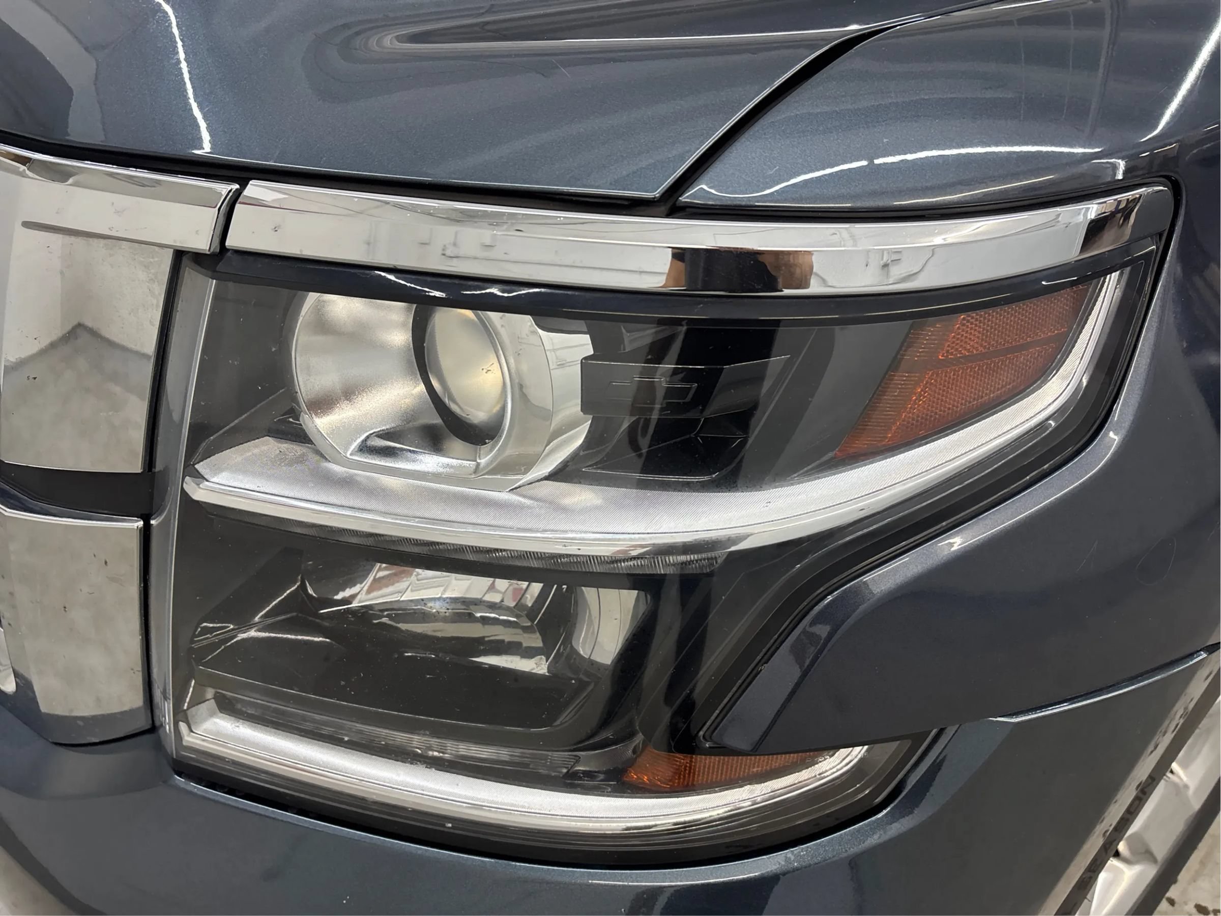 Used 2019 Chevrolet Suburban Premier AWD/4WD image 31