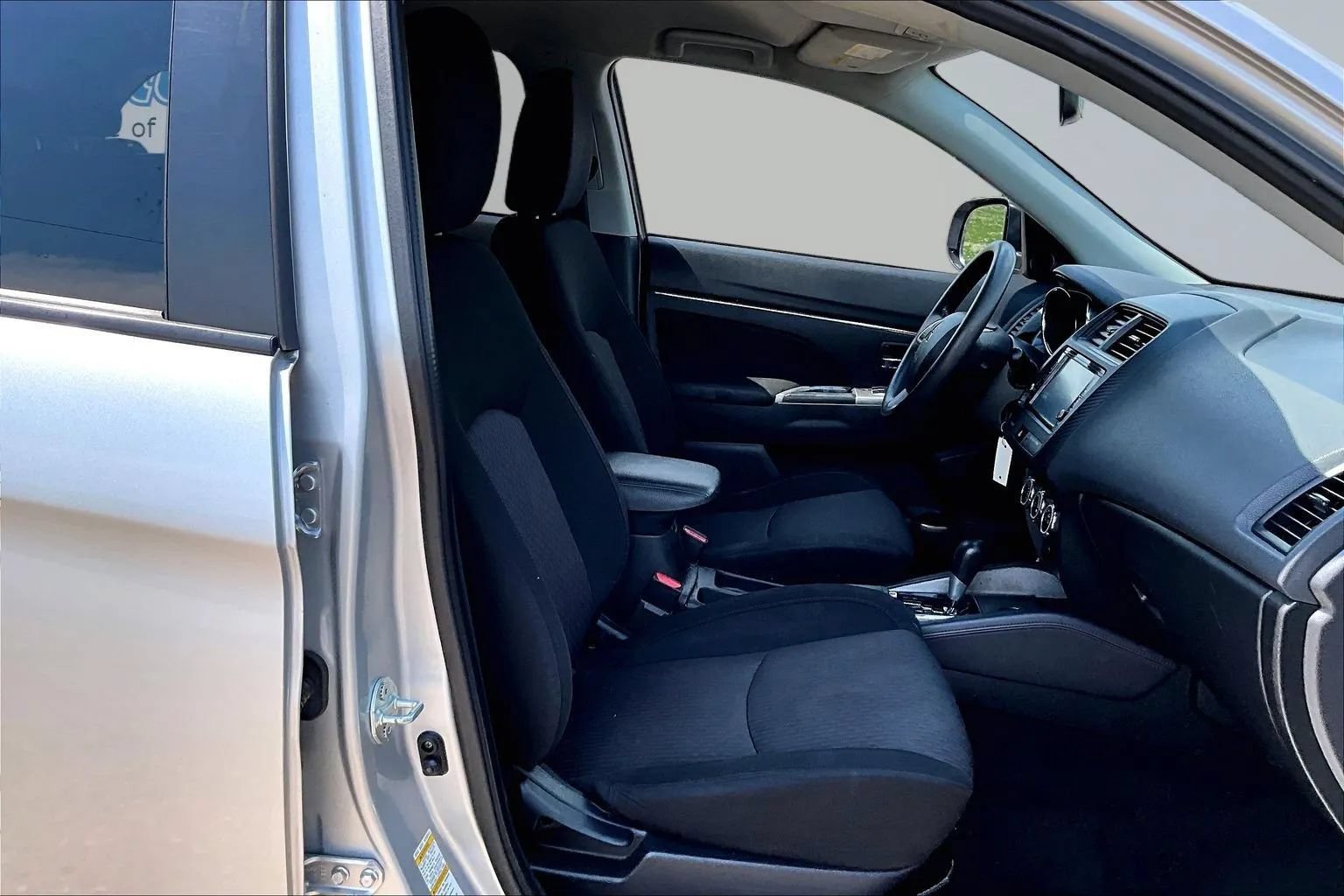 Used 2019 Mitsubishi Outlander Sport ES FWD image 29