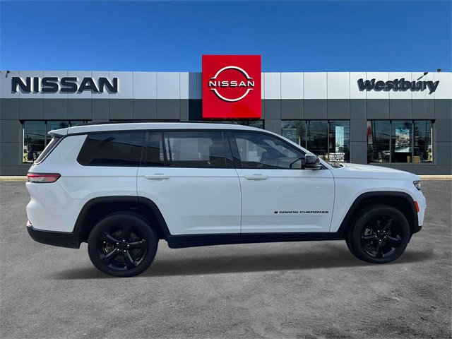 Used 2021 Jeep Grand Cherokee L Laredo image 5