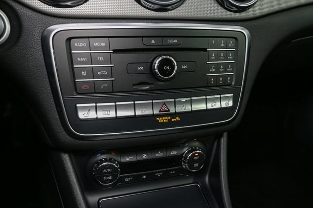 Used 2018 Mercedes-Benz GLA 250 4MATIC image 25