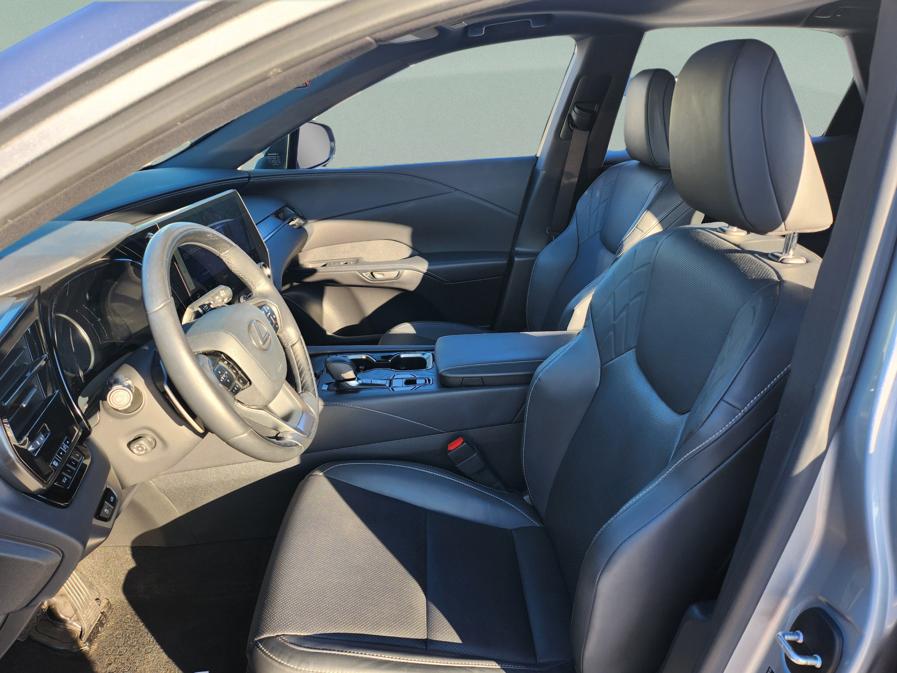 Certified 2023 Lexus RX 350 Premium w/ Cold Area Package FWD image 15