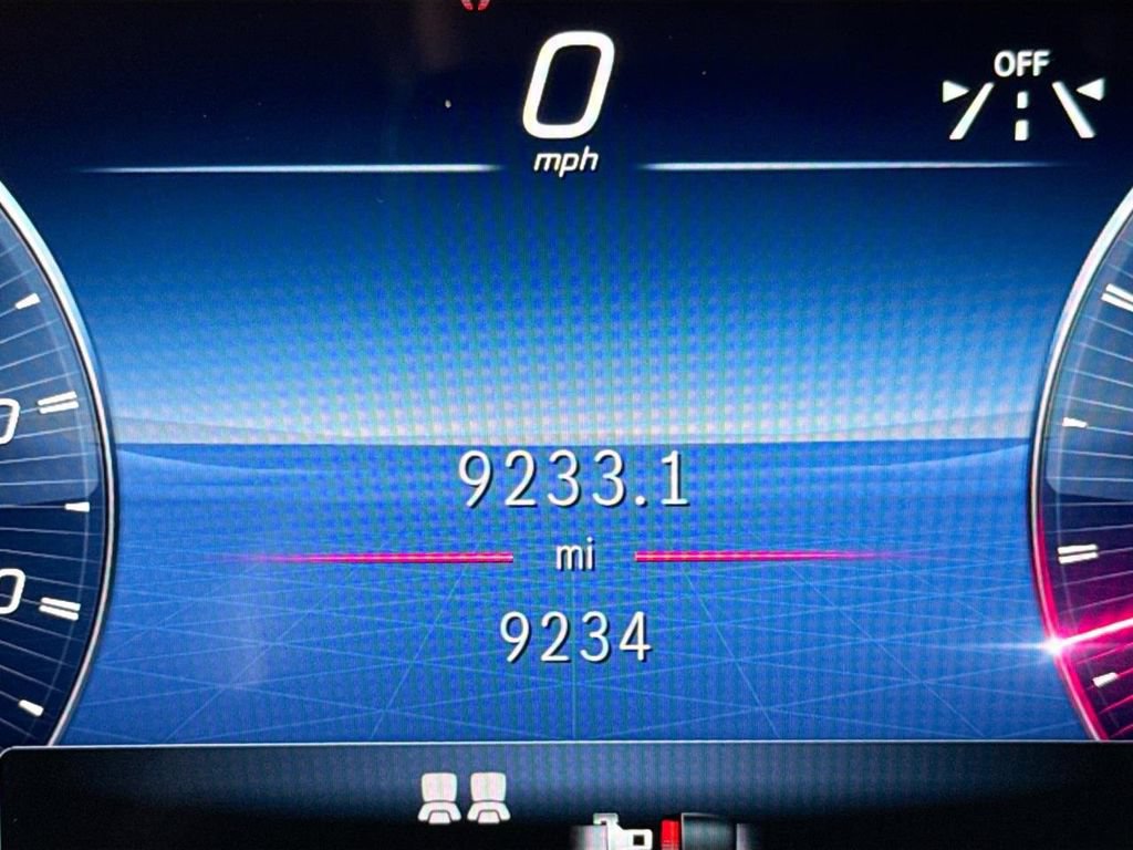 Used 2024 Mercedes-Benz GLS 63 AMG 4MATIC image 11