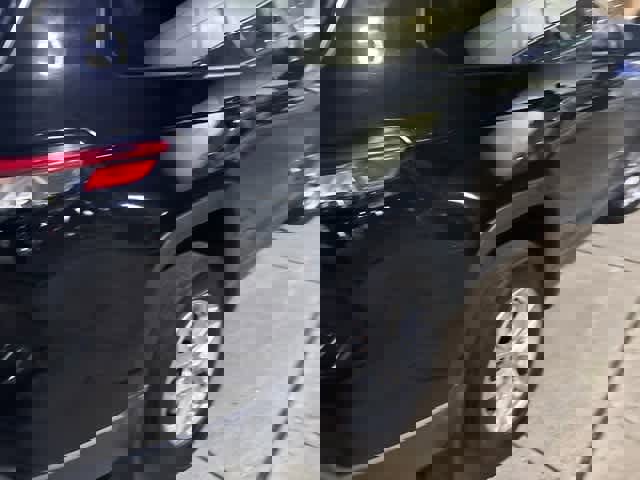 Used 2021 Jeep Grand Cherokee L Laredo w/ Luxury Tech Group I image 8