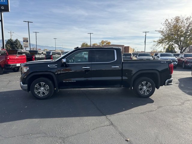 Used 2025 GMC Sierra 1500 SLT image 4