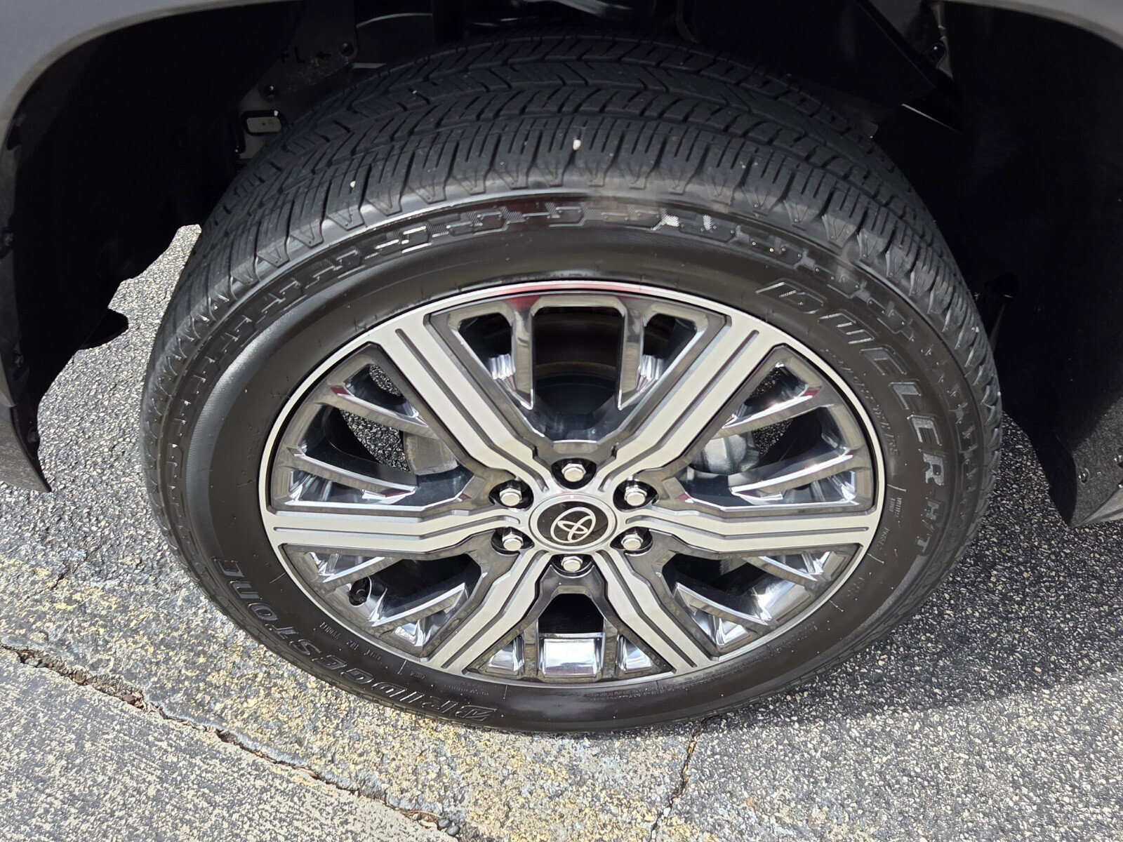 Used 2023 Toyota Tundra Capstone image 9