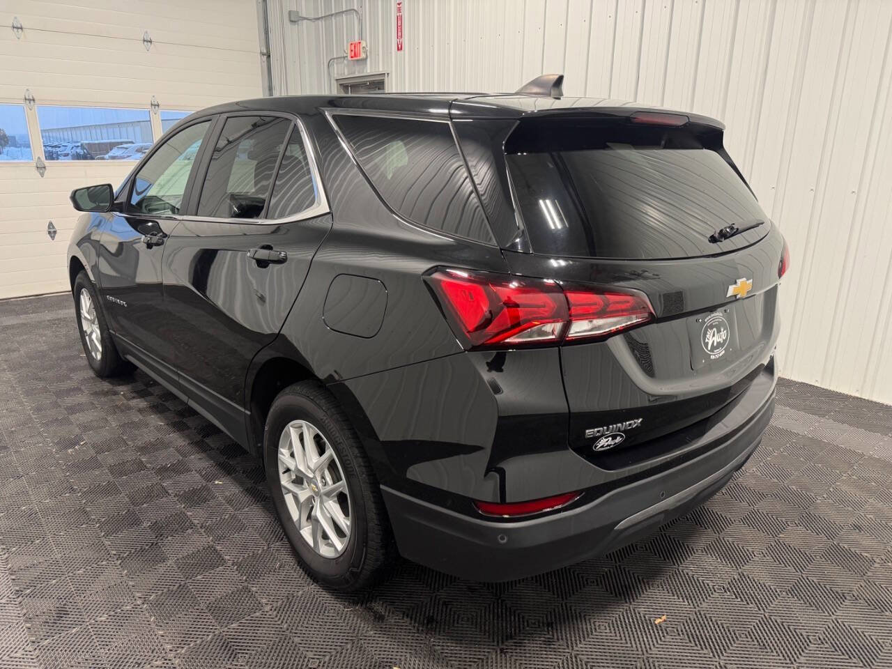 Used 2022 Chevrolet Equinox LT image 4