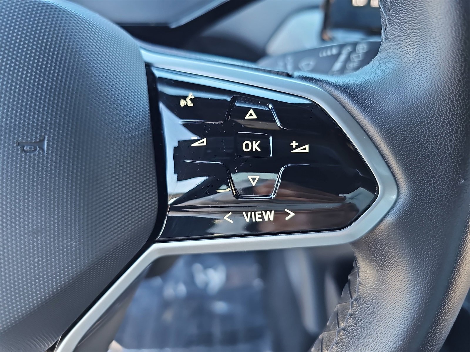 Certified 2023 Volkswagen ID.4 S image 19