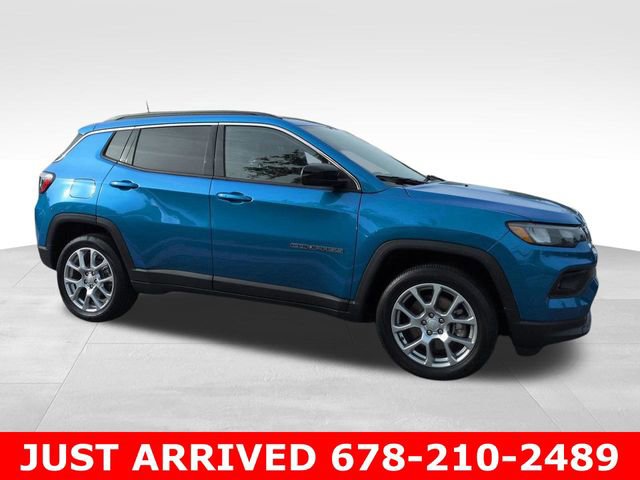 Used 2024 Jeep Compass Latitude image 1