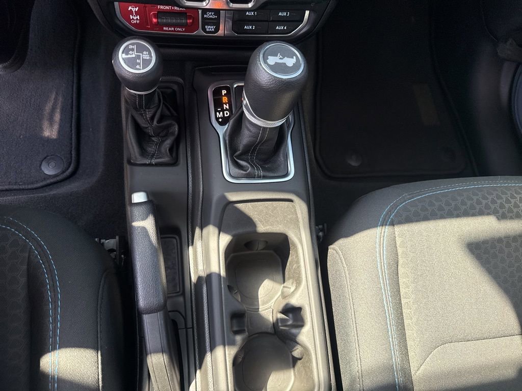 Certified 2025 Jeep Wrangler Unlimited Rubicon 4xe image 24