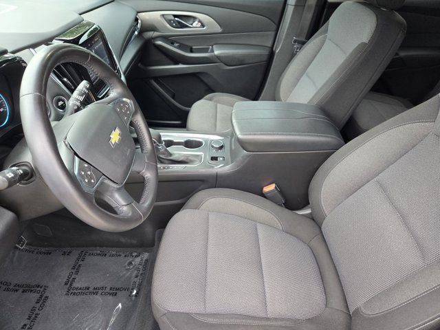 Used 2022 Chevrolet Traverse LT image 12