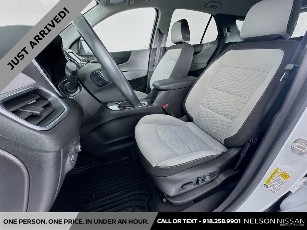 Used 2018 Chevrolet Equinox LT image 20