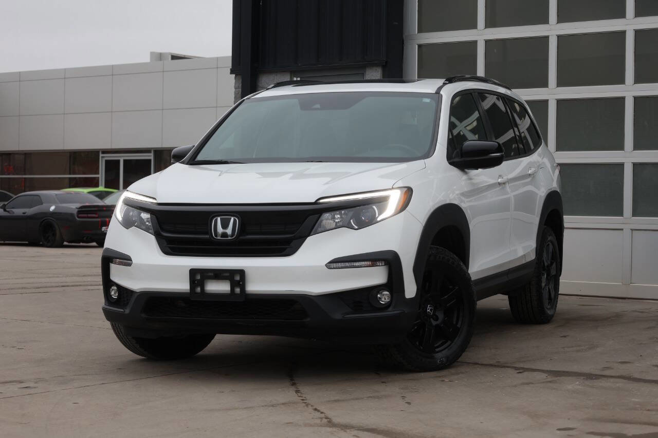 Used 2022 Honda Pilot TrailSport image 3